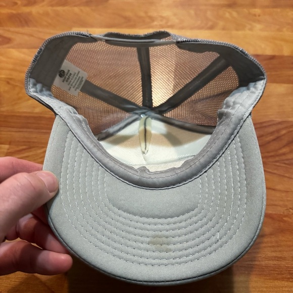 Spirit Halloween Hawk Tuah (Haliey Welch) Trucker Grey Snapback Hat OSFM - Picture 8 of 11